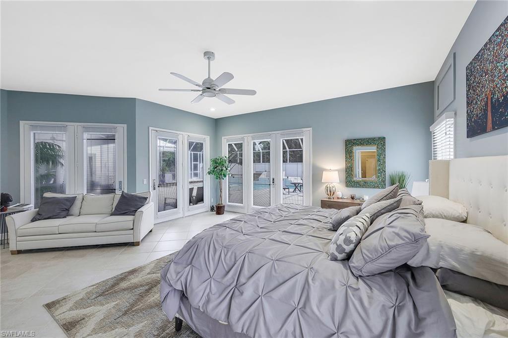 MARCO BEACH - Residential