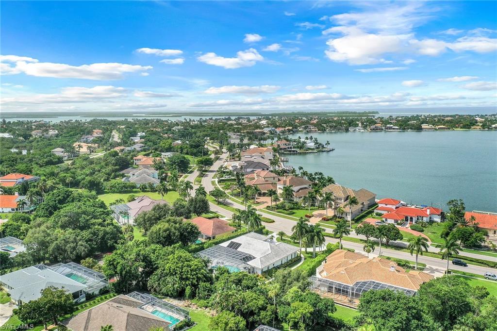 MARCO BEACH - Residential