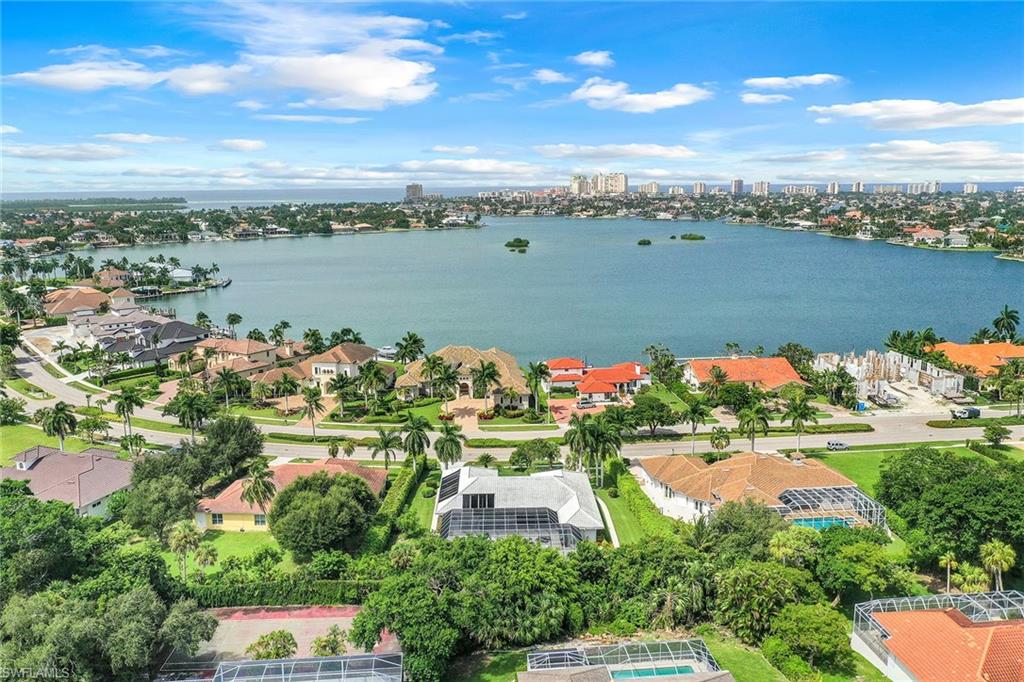 MARCO BEACH - Residential