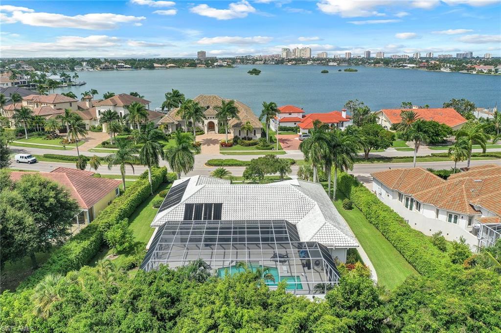 MARCO BEACH - Residential