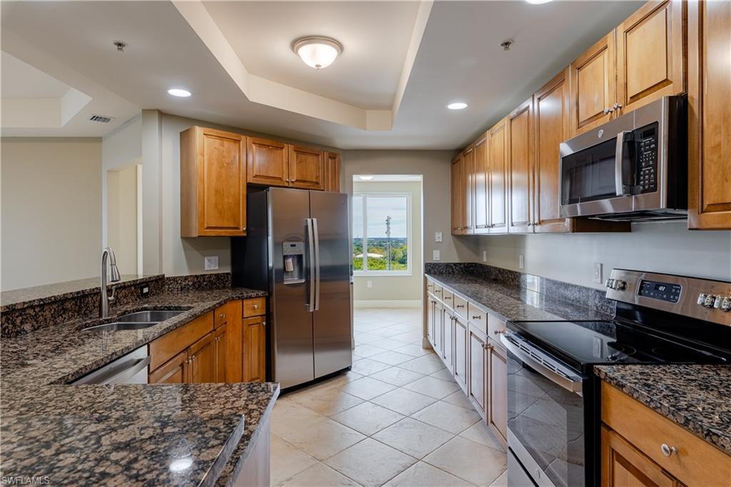 ST. TROPEZ - Residential