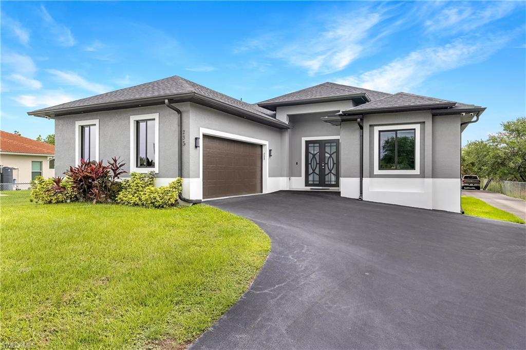 GOLDEN GATE ESTATES - Residential