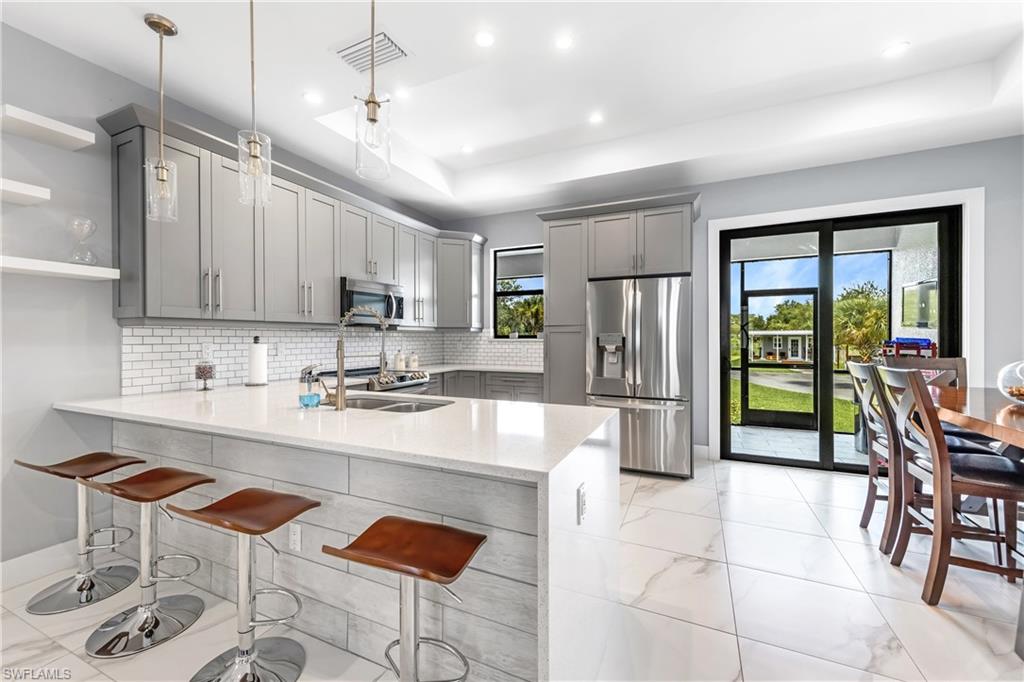 GOLDEN GATE ESTATES - Residential