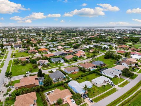 A home in MARCO ISLAND