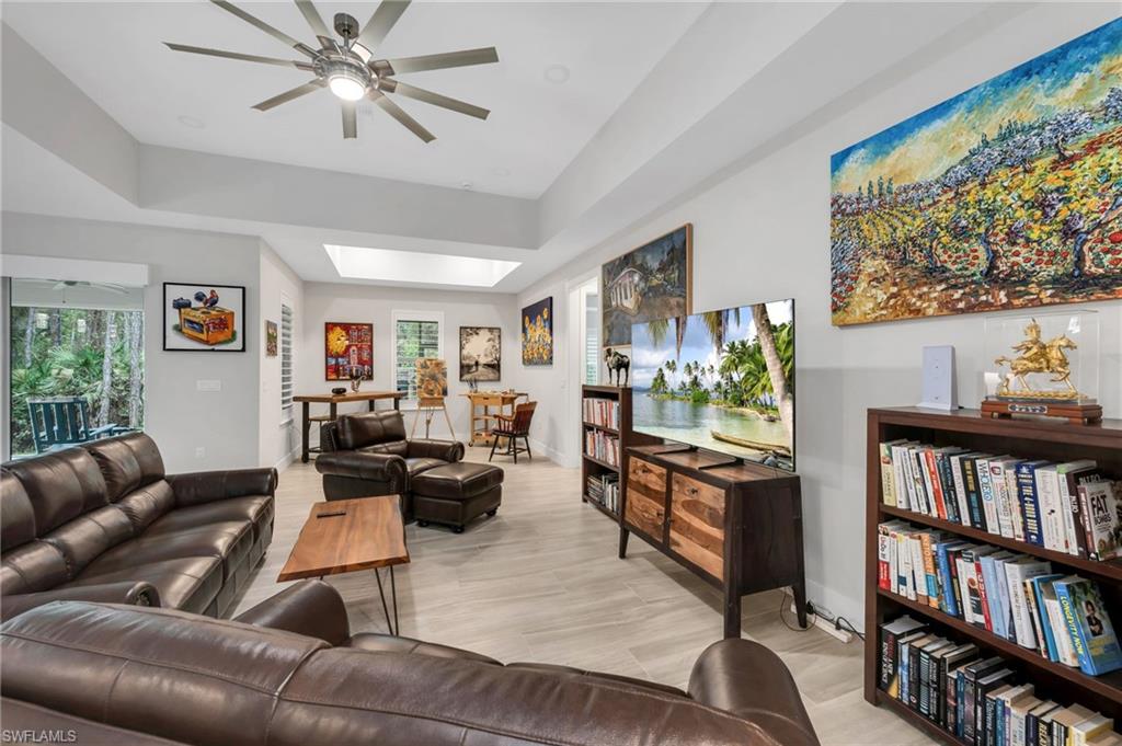 GOLDEN GATE ESTATES - Residential