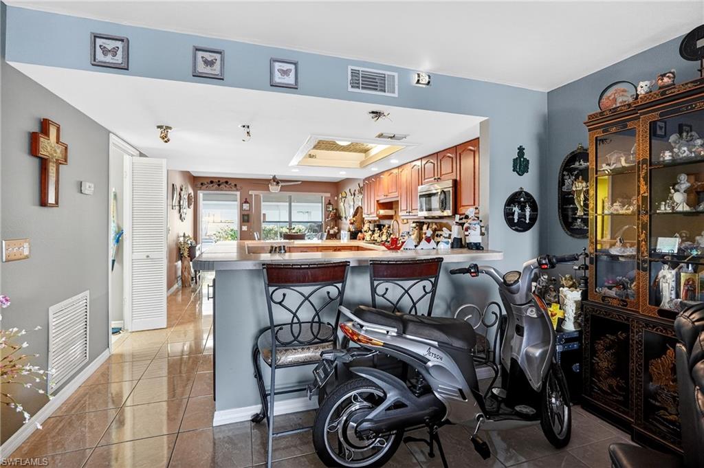 MANATEE COVE CONDO - Residential