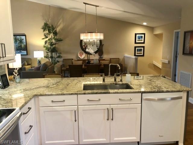 HIDDEN LAKES - Residential