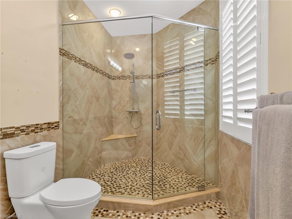 LAS BRISAS AT SPANISH WELLS - Residential