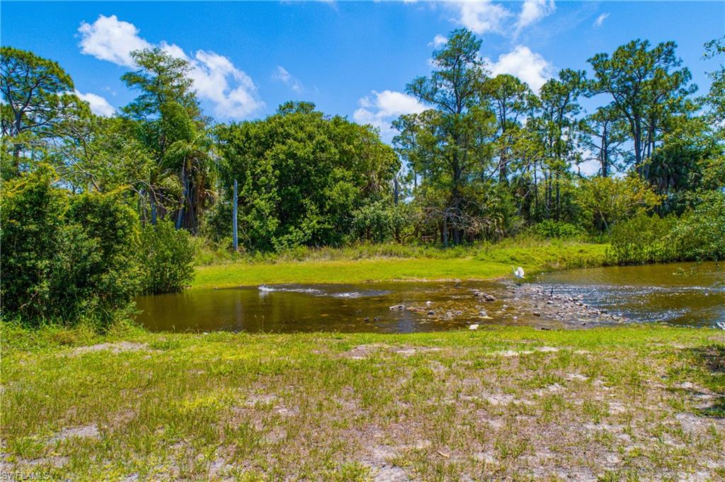 LAKE KELLY - Land