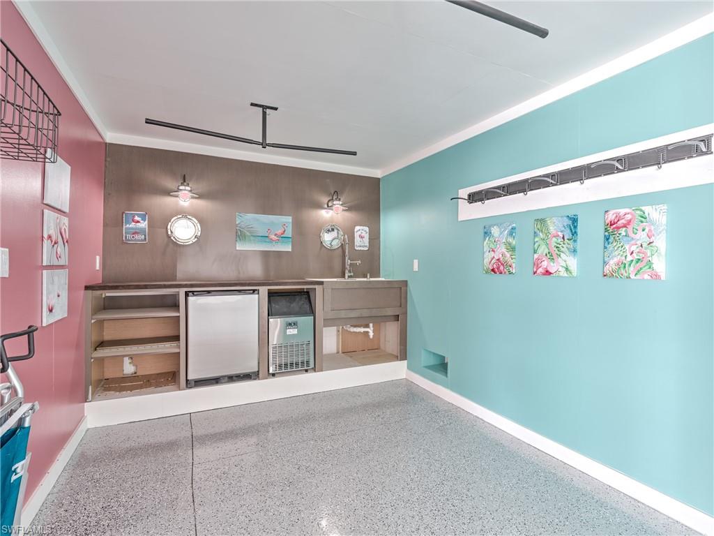 WATSON W W - Residential