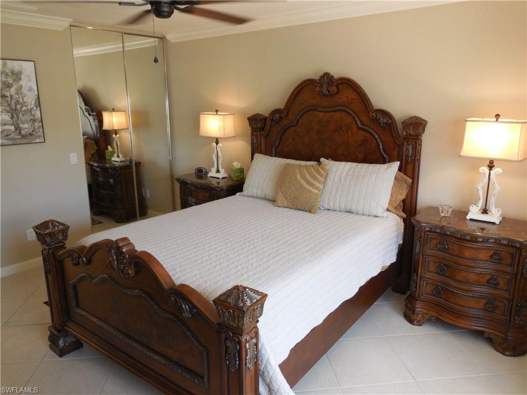 ISLAND WALK - Residential Lease