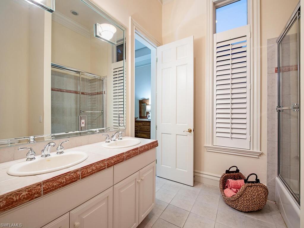 ESTATES AT GREY OAKS - Residential