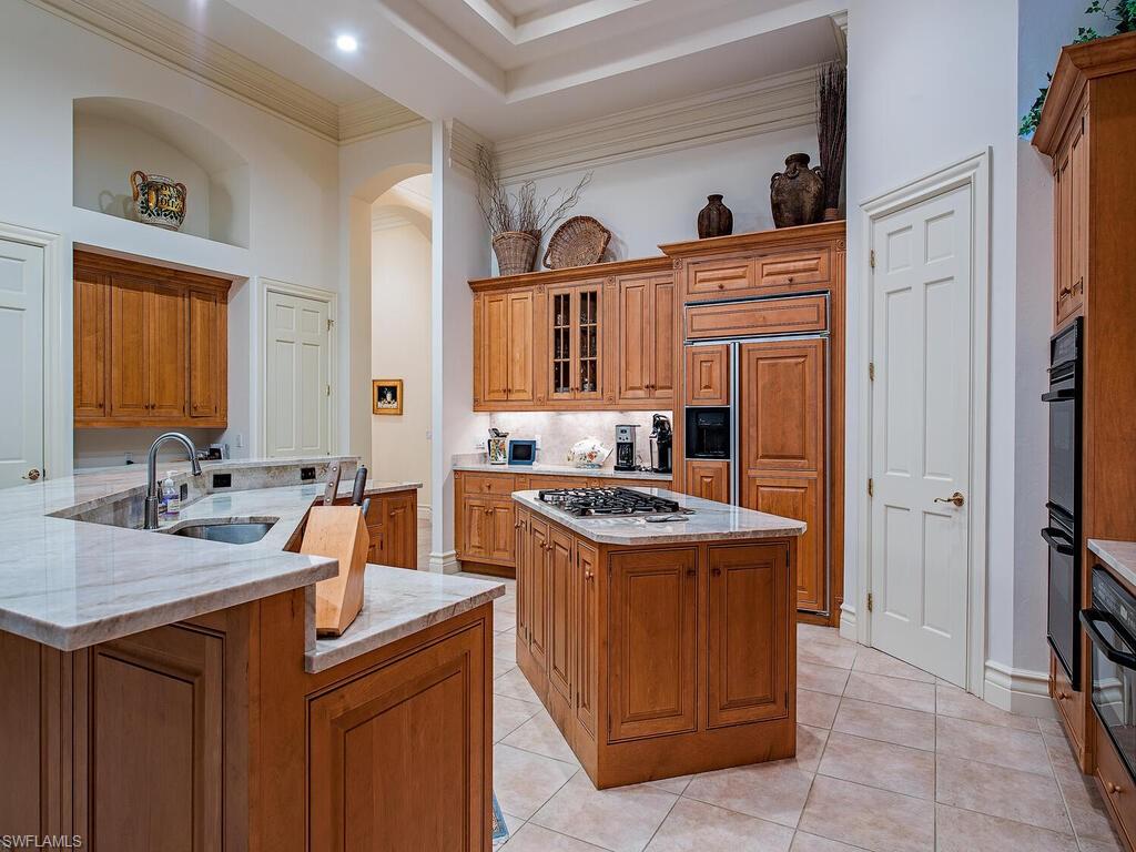 ESTATES AT GREY OAKS - Residential