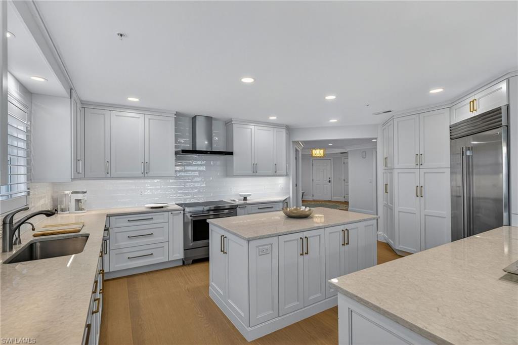 SEDGEMOOR CONDO - Residential