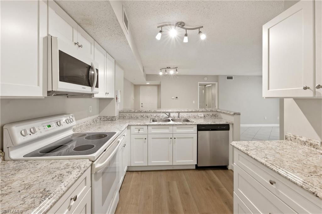 NAPOLI - Residential