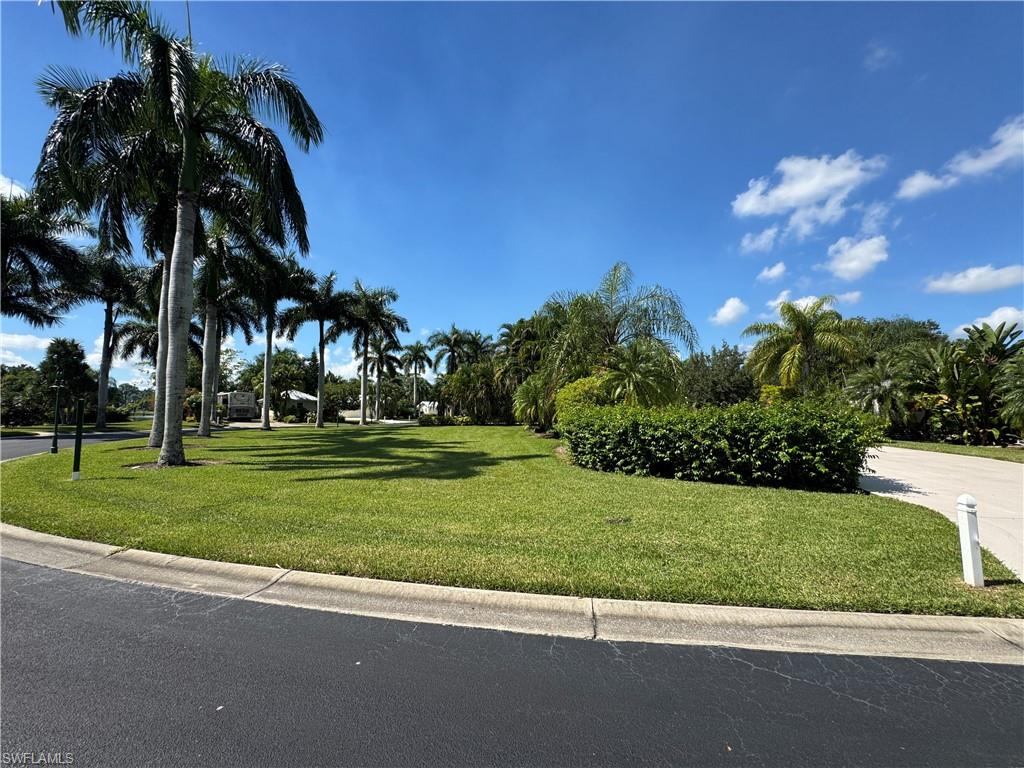 RIVERBEND MOTORCOACH RESORT - Land