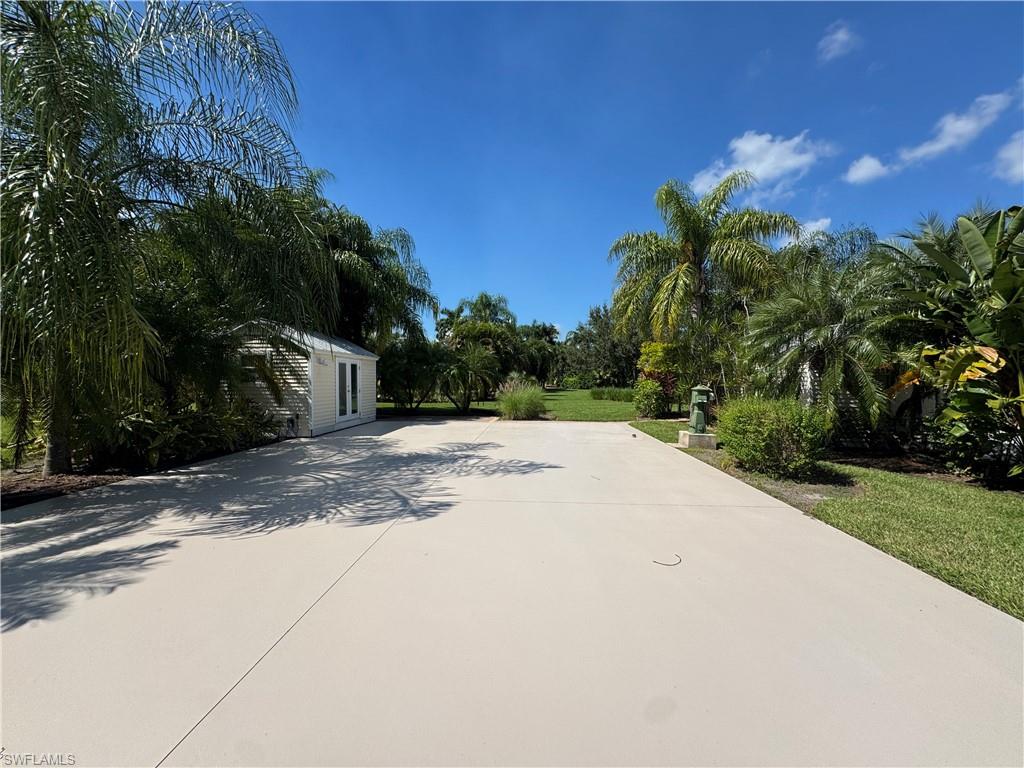 RIVERBEND MOTORCOACH RESORT - Land