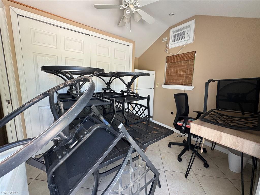 RIVERBEND MOTORCOACH RESORT - Land