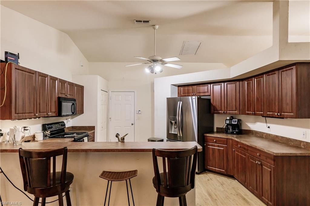 GOLDEN GATE ESTATES - Residential