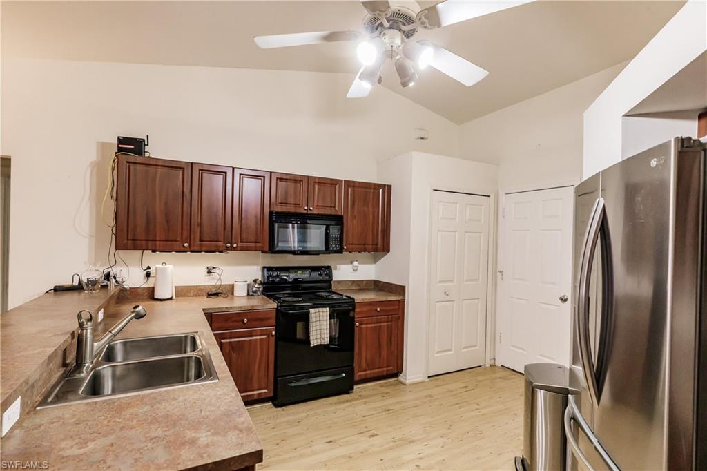 GOLDEN GATE ESTATES - Residential