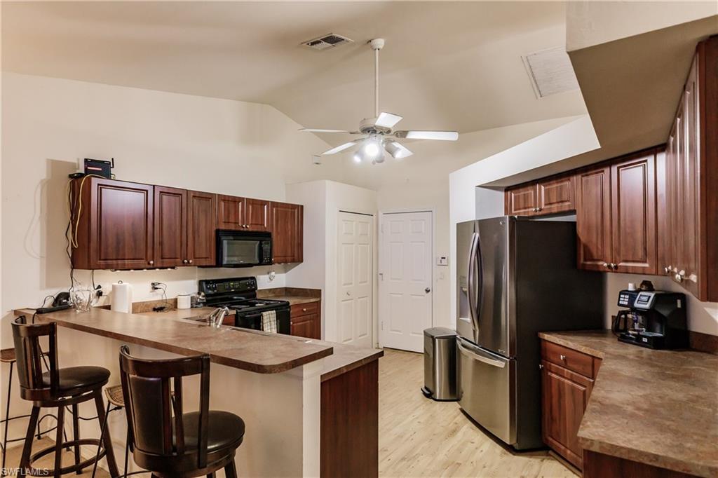 GOLDEN GATE ESTATES - Residential