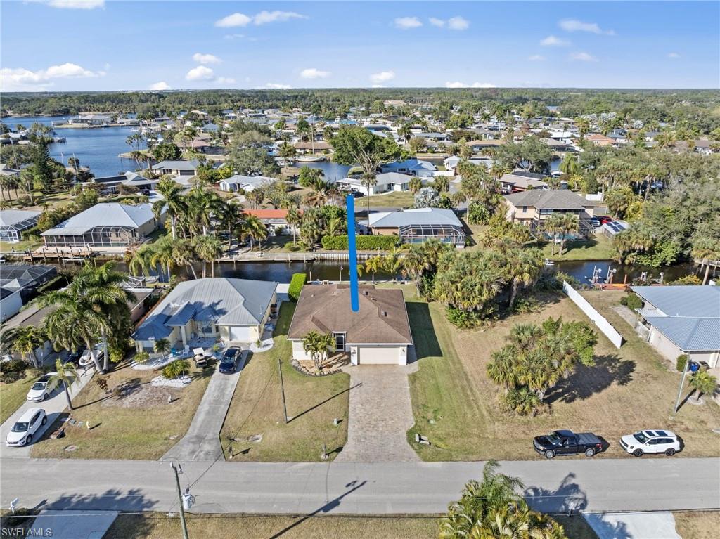 FORT MYERS SHORES - Residential