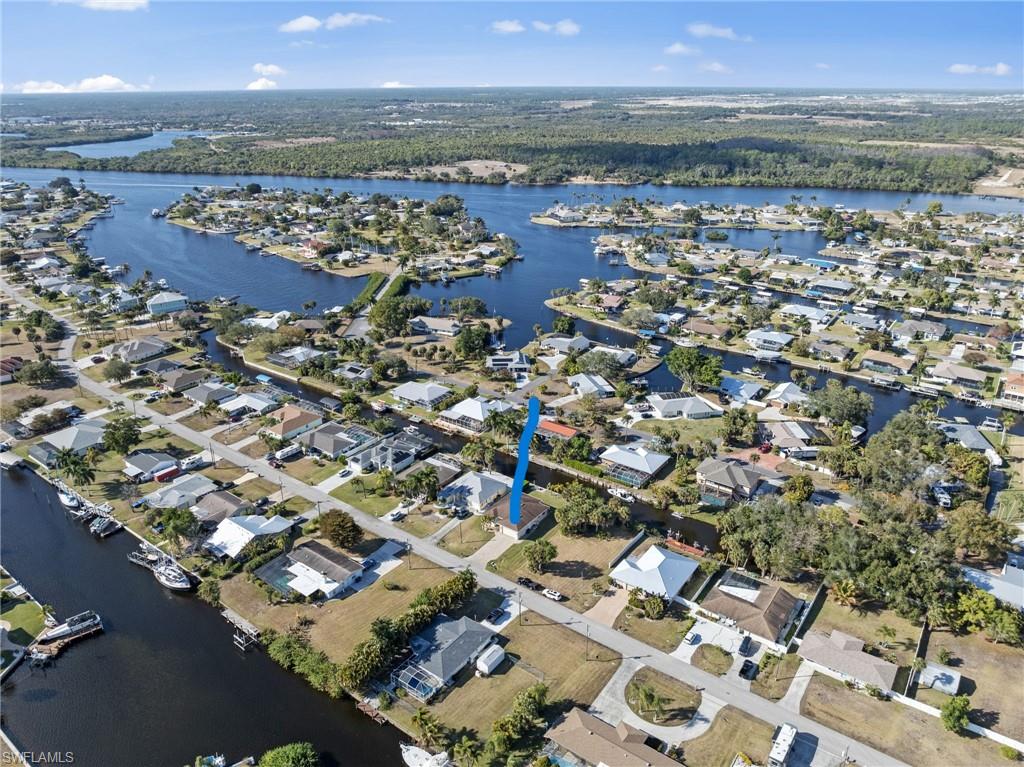 FORT MYERS SHORES - Residential