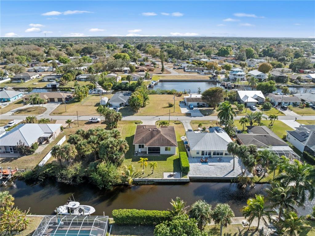 FORT MYERS SHORES - Residential