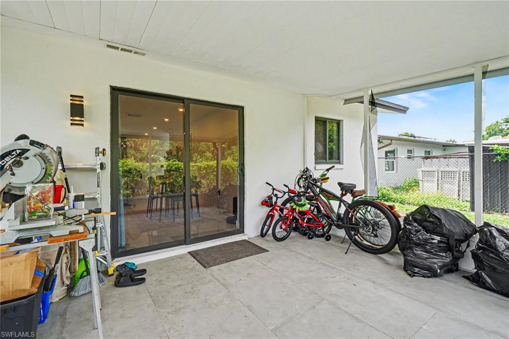 HOLEUSA ESTATES - Residential