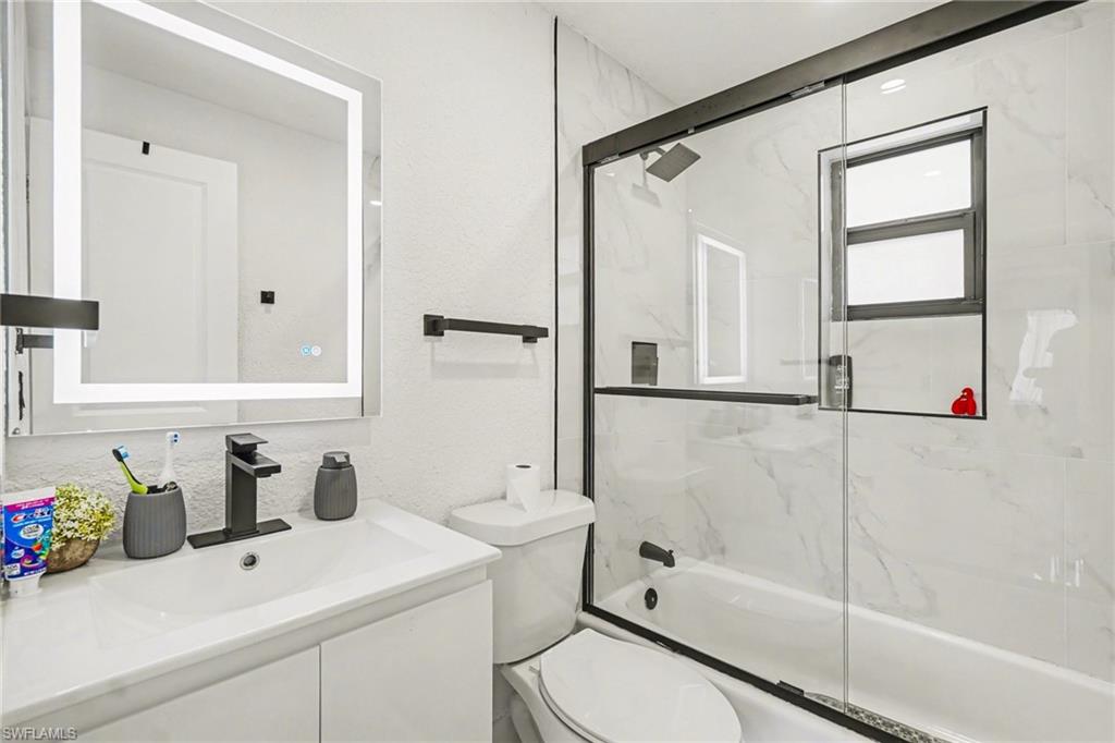 HOLEUSA ESTATES - Residential