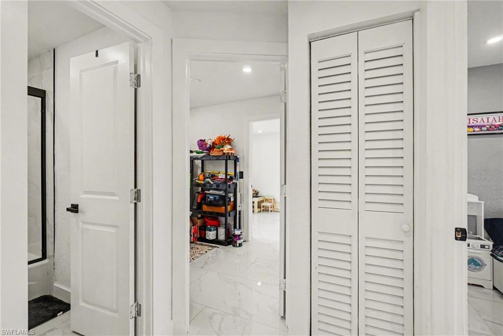 HOLEUSA ESTATES - Residential