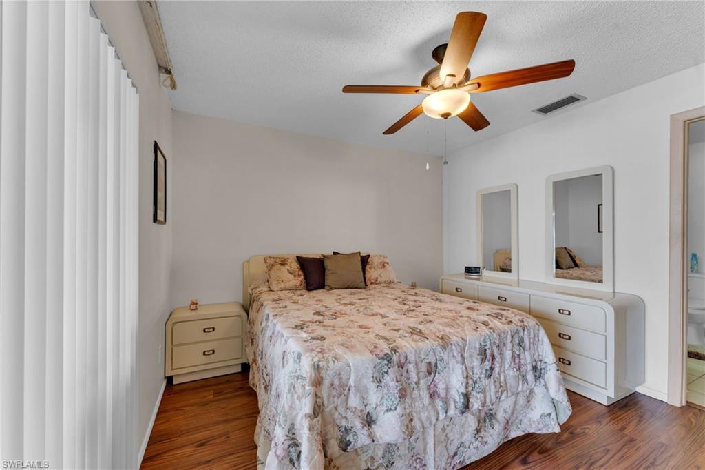 PALM TREE CONDO - Residential