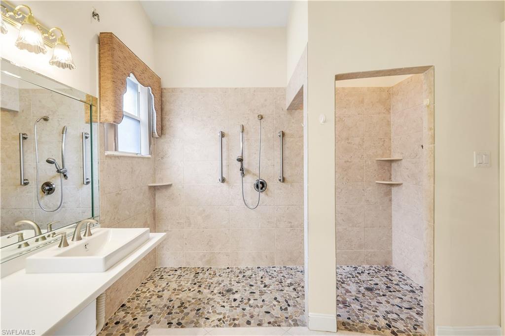 CEDAR CREEK - Residential