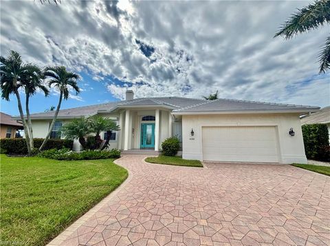 490 S Heathwood DR MARCO ISLAND FL 34145