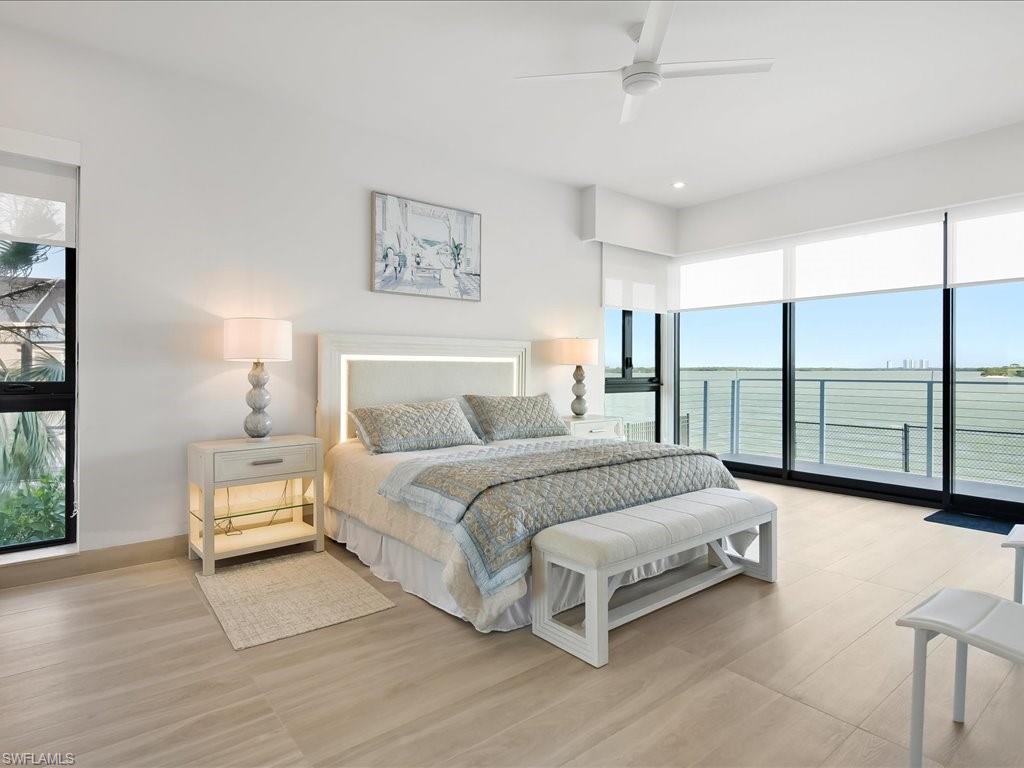 MARCO BEACH - Residential