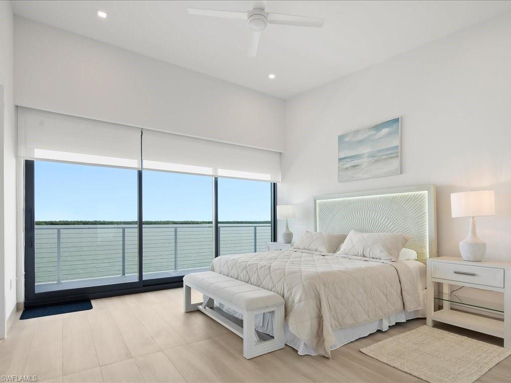 MARCO BEACH - Residential