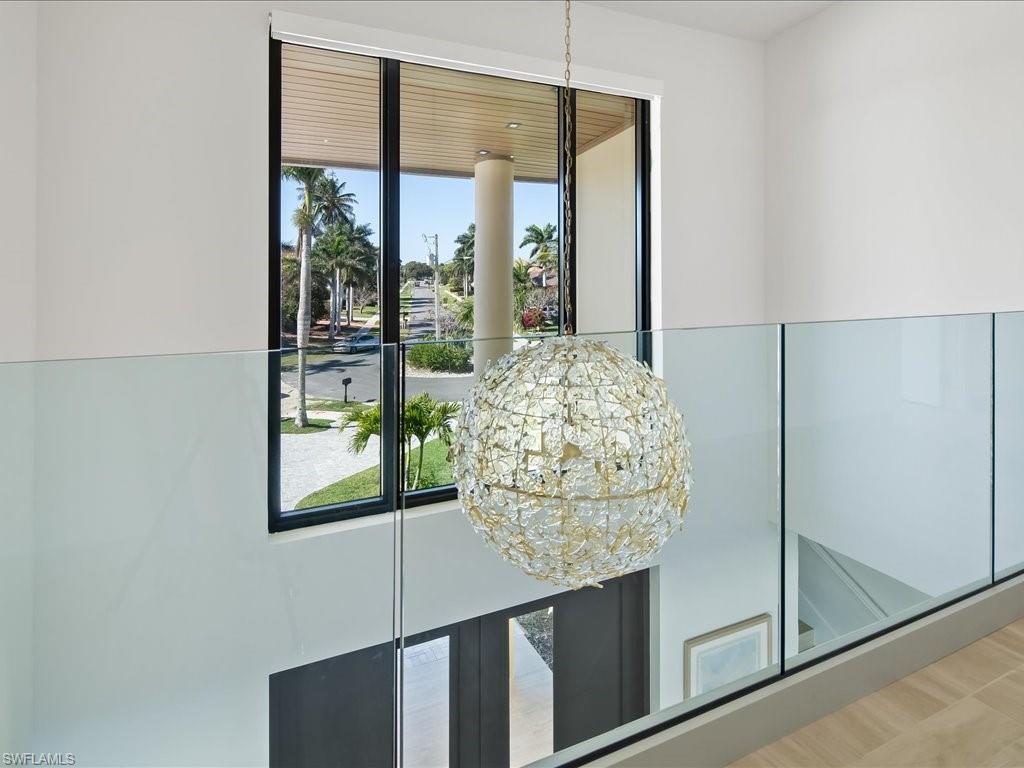 MARCO BEACH - Residential