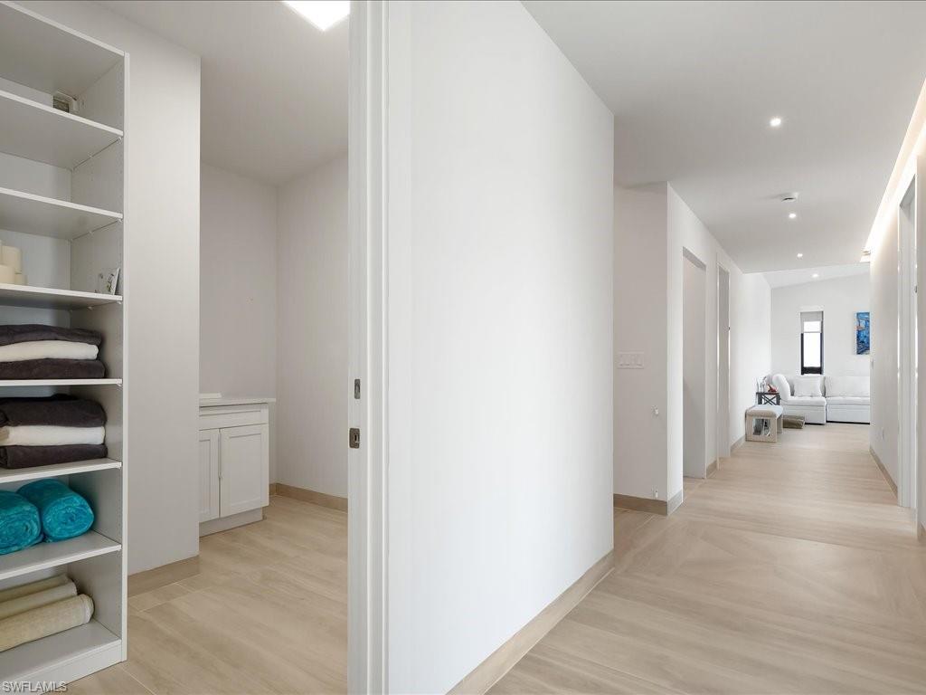 MARCO BEACH - Residential