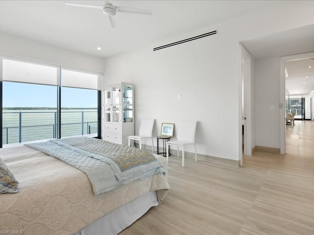 MARCO BEACH - Residential