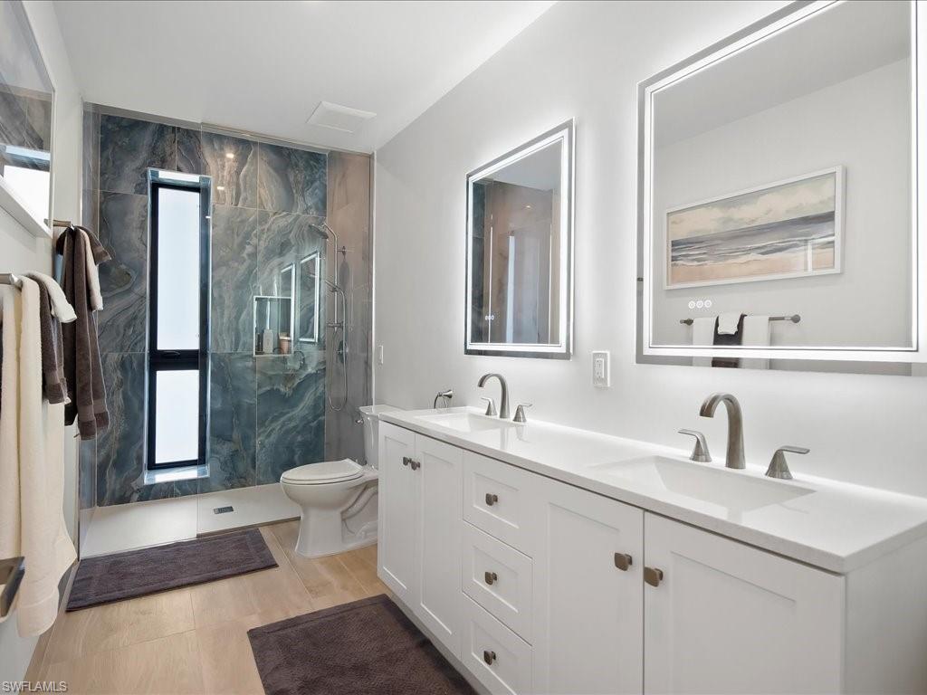 MARCO BEACH - Residential