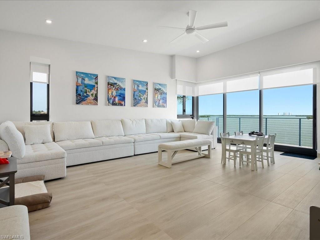 MARCO BEACH - Residential