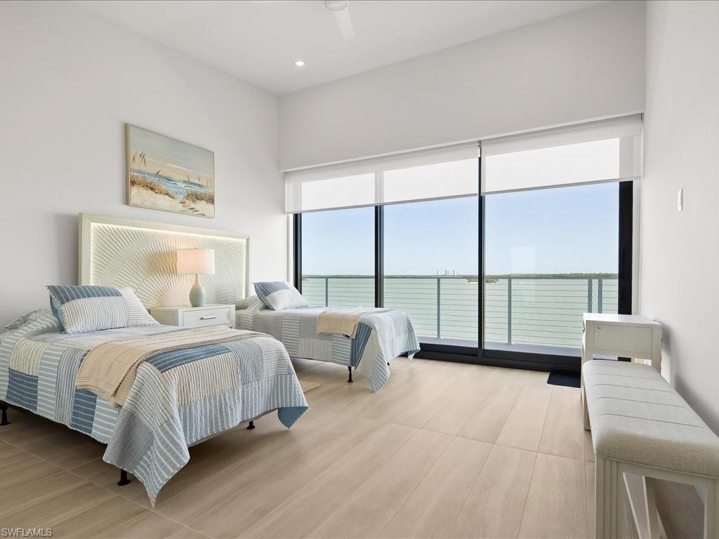 MARCO BEACH - Residential