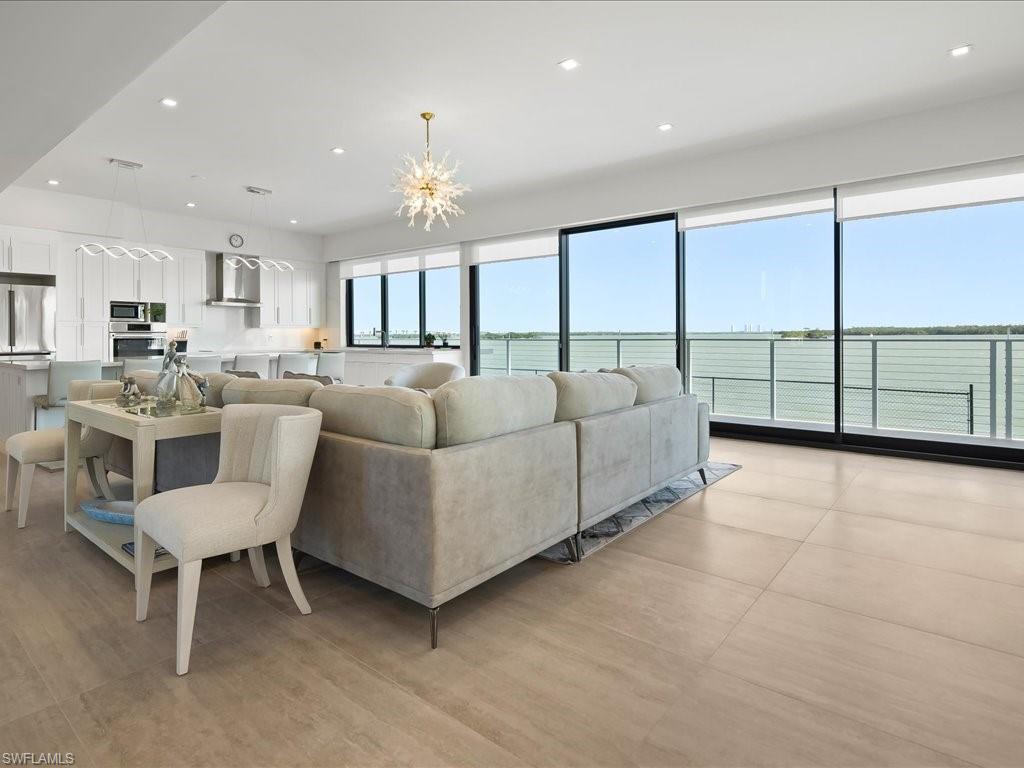 MARCO BEACH - Residential