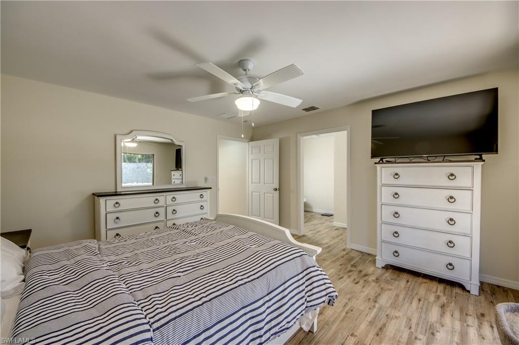 ROYAL WOODS - Residential