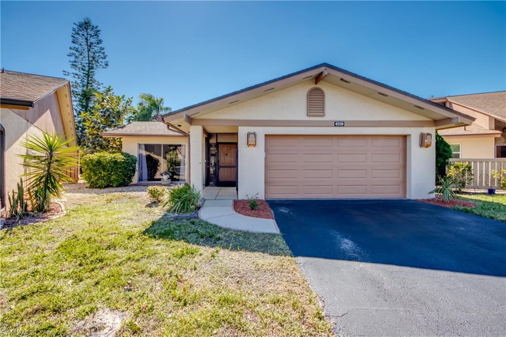 ROYAL WOODS - Residential