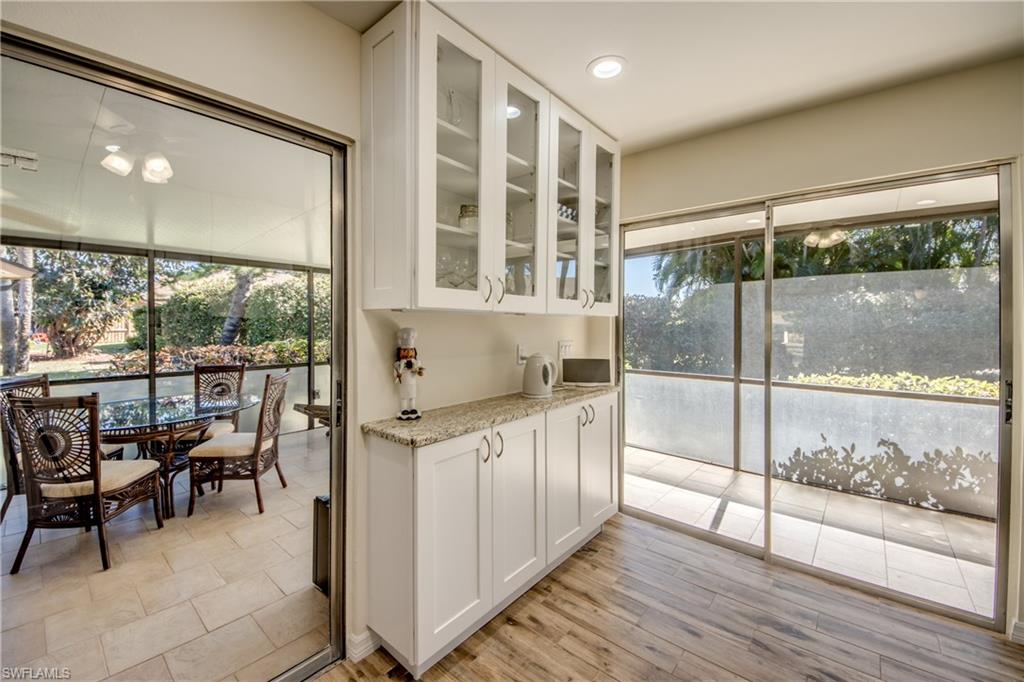 ROYAL WOODS - Residential