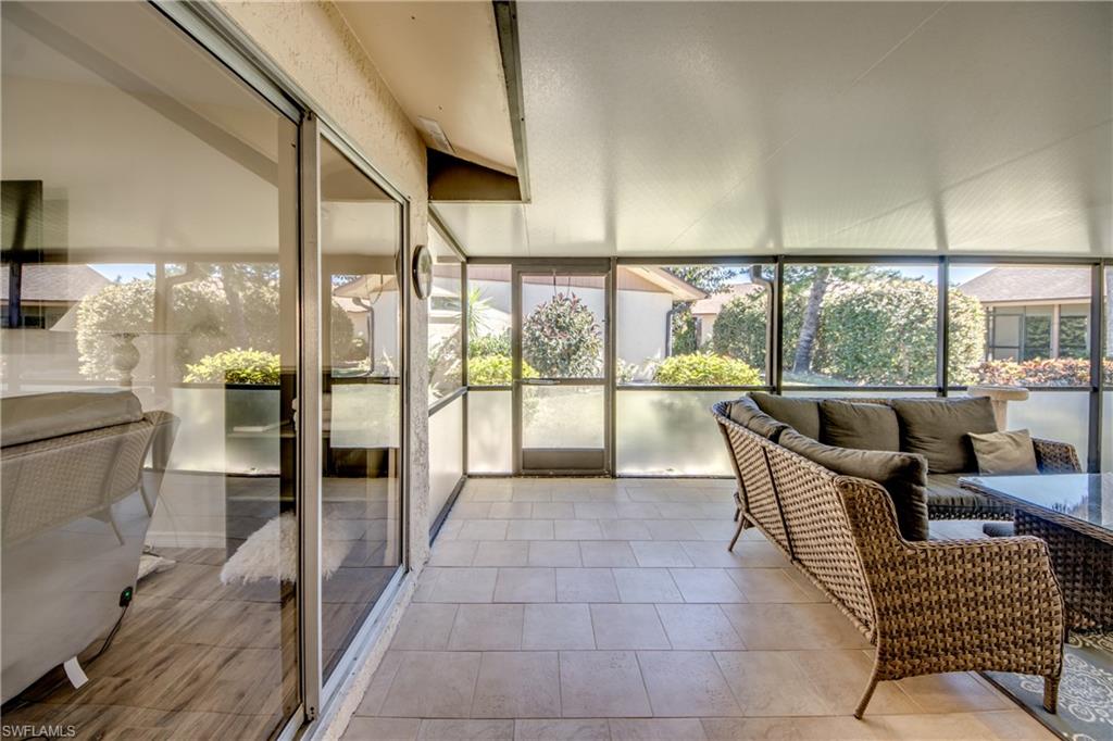 ROYAL WOODS - Residential