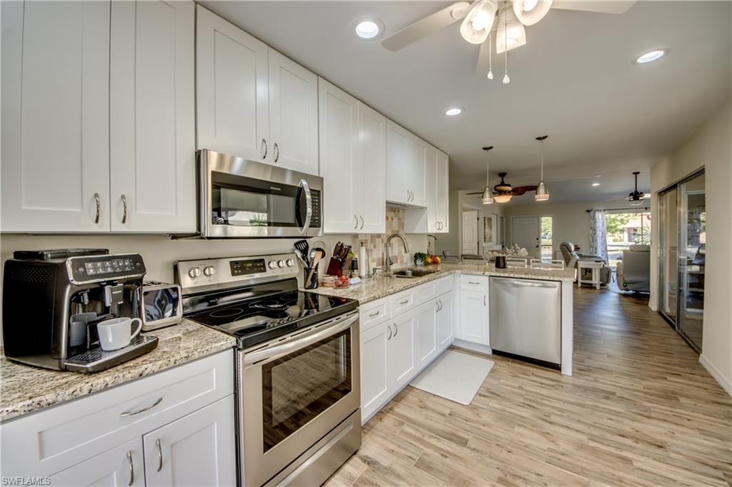 ROYAL WOODS - Residential