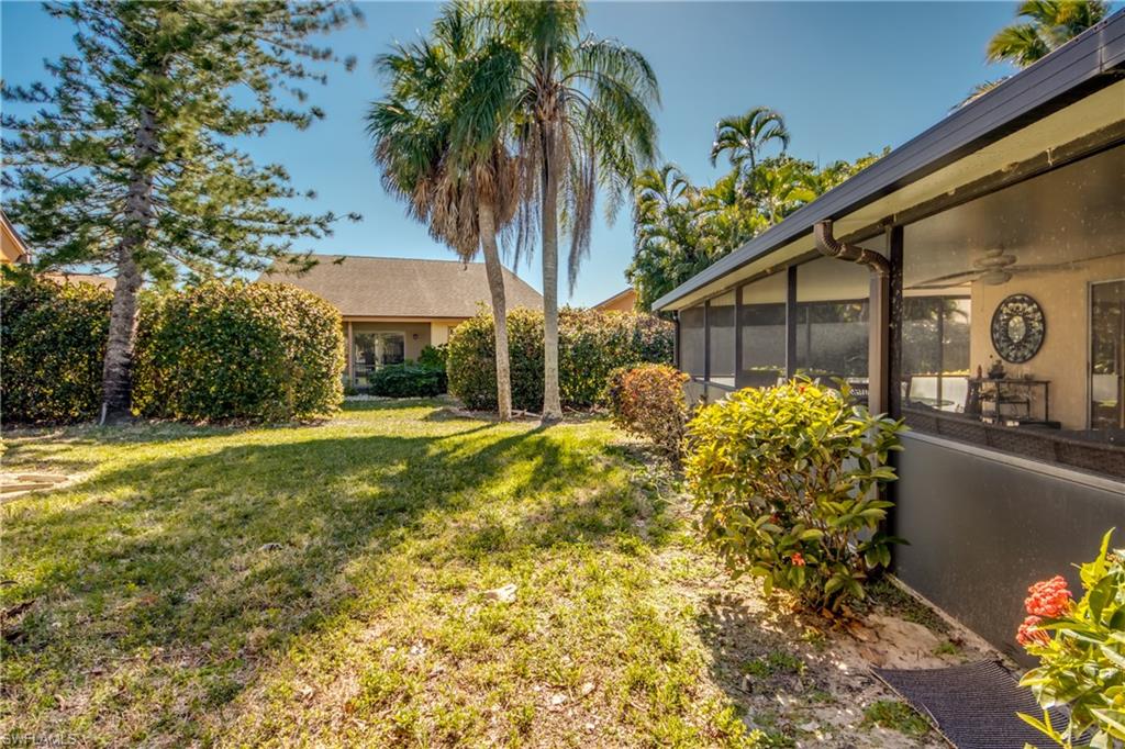 ROYAL WOODS - Residential