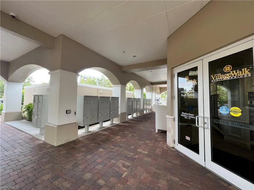 Bonita Springs, Florida 34135, United States, 3 Bedrooms Bedrooms, ,3 BathroomsBathrooms,Residential,Active,117913